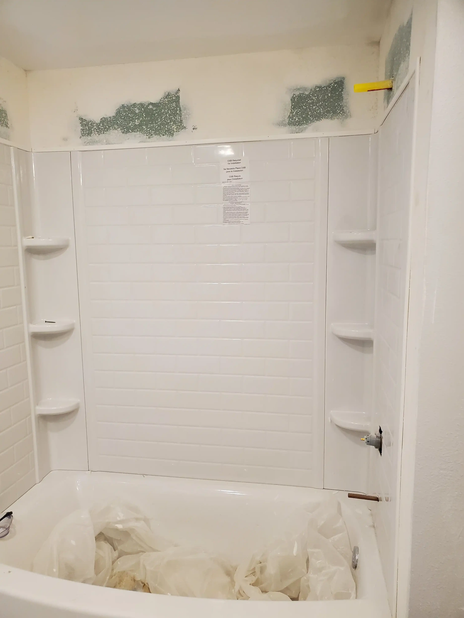 Luxury Master Bathroom - 04